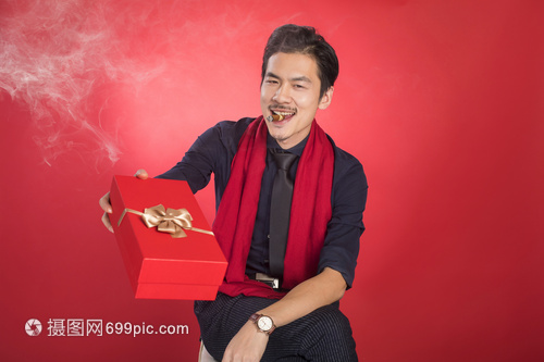 新年商務人像廣告禮品 專業(yè)形象與節(jié)日祝福的完美融合